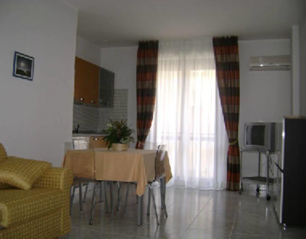 Residence Montegrappa Κάλιαρι Δωμάτιο φωτογραφία